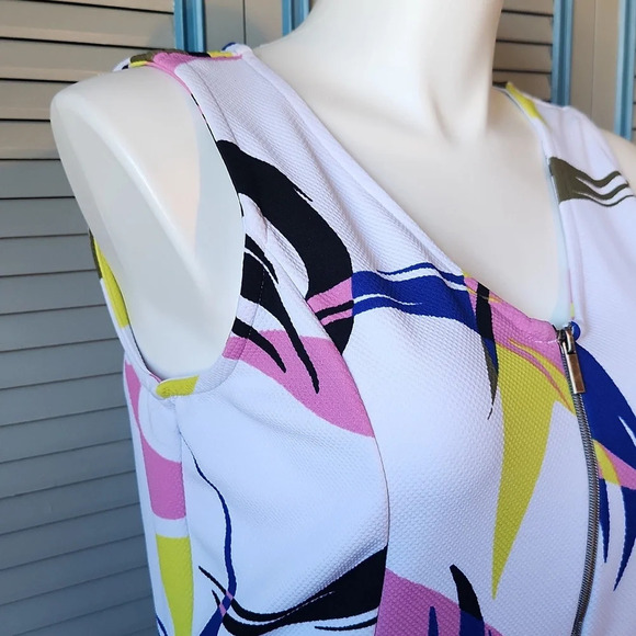 Attention Geometric Print Sleeveless Dress - Picture 6 of 14